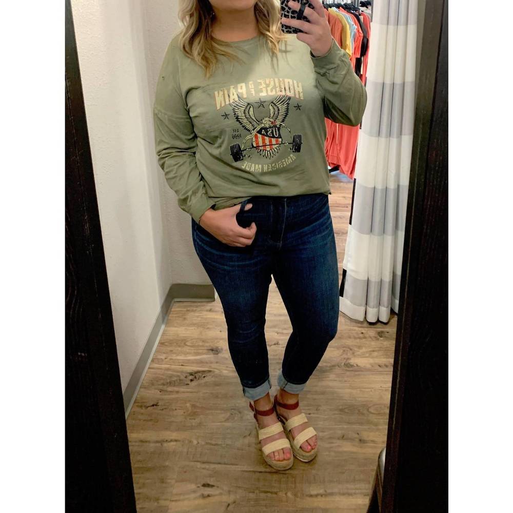 NEW BLUE B mineral eagle graphic tee in olive
